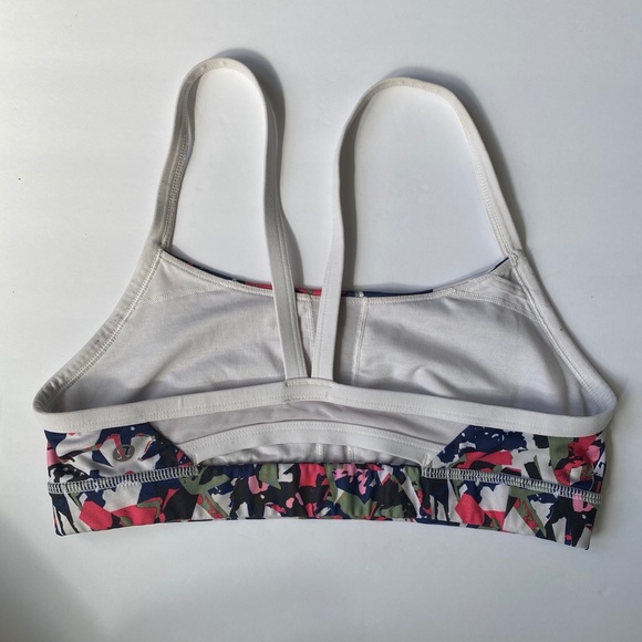 Lululemon Rise and Run Sports Bra Size 8 - Picture 3 of 5